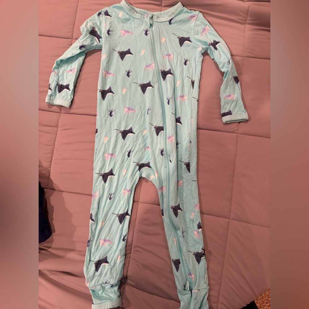 Kyte Baby Zippered Romper in Eagle Ray - 3T